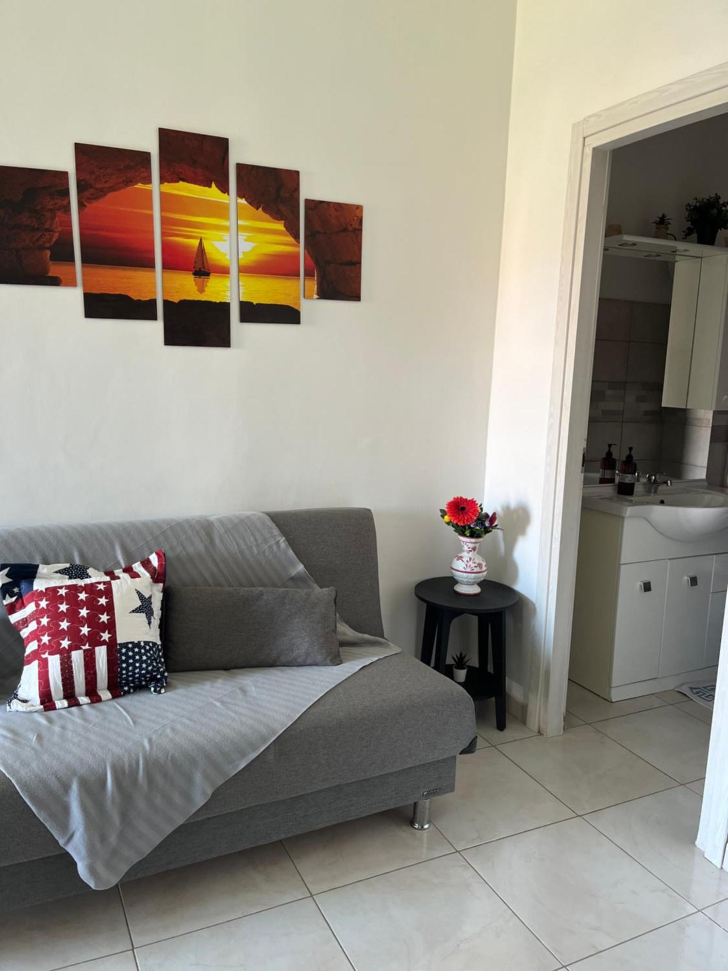 Monolocale Rosy Apartment Fiumicino Exterior photo